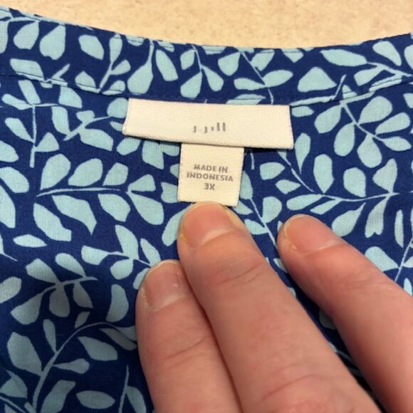 J Jill Women's Plus Blue Floral Flowy Elbow length sleeve Top Blouse Size 3X - Picture 5 of 8